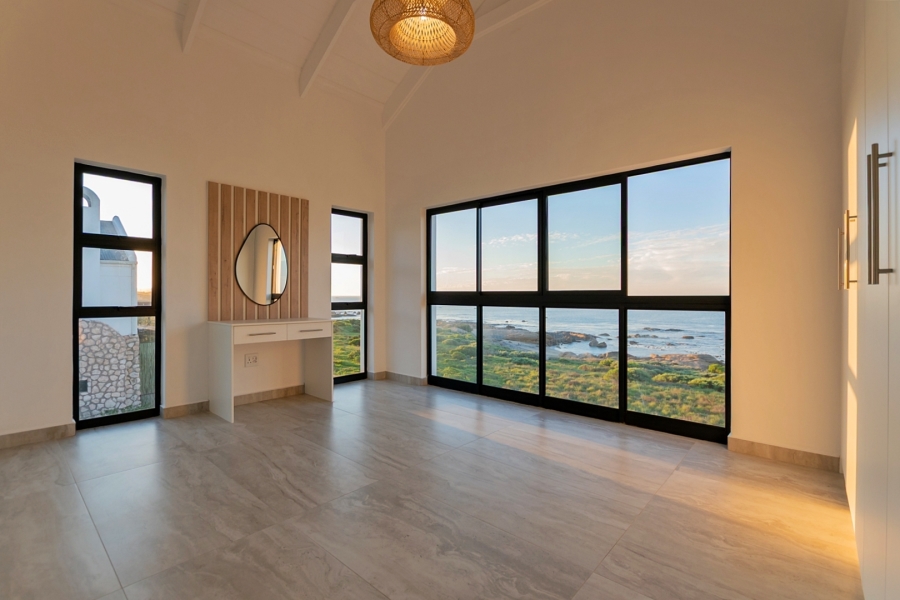 3 Bedroom Property for Sale in St Helena Views Western Cape